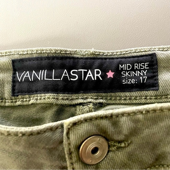 Vanilla Star Skinny Jeans - Mid-Rise - New With Tags - Size 17 - Picture 8 of 13